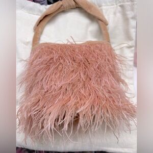 NWT   Lele Sadoughi.  Feather Beatrix.